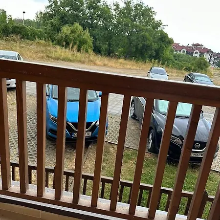 Apartment Simple And Affordable In With Available Parking Space *