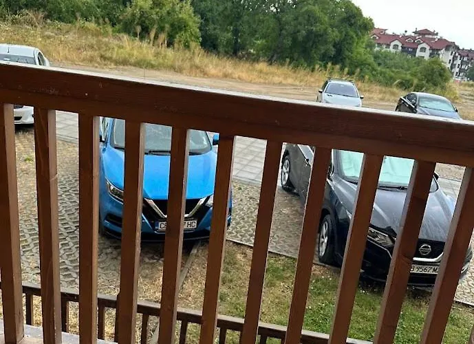 아파트 Simple And Affordable In With Available Parking Space *